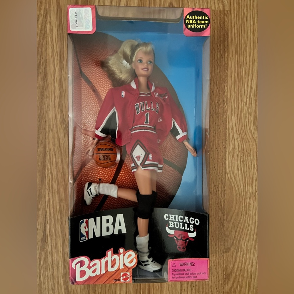 NIB/NRFP Official NBA Licensed Product: Chicago Bulls Barbie doll